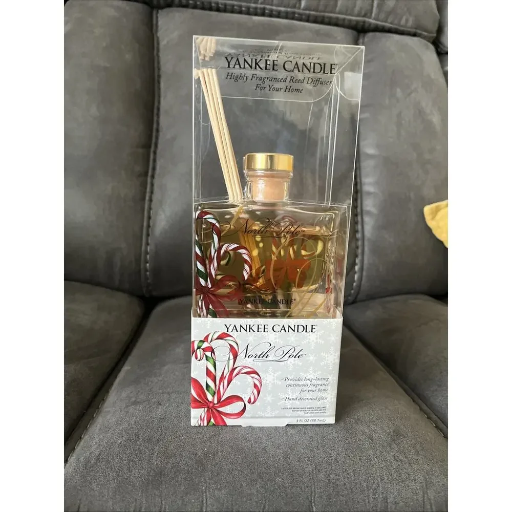 Yankee Candle North Pole Scent Fragrance Room Diffuser Set
